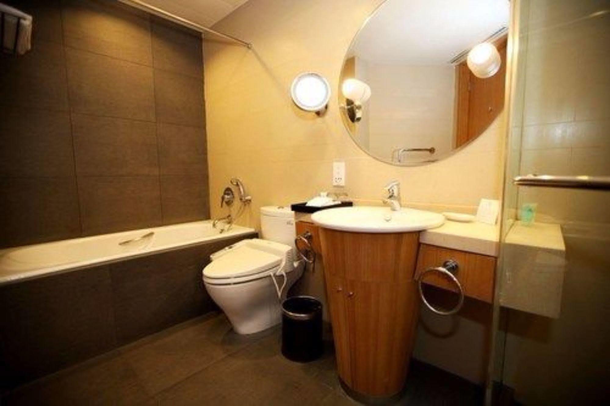 Somerset International Building Tianjin Room photo